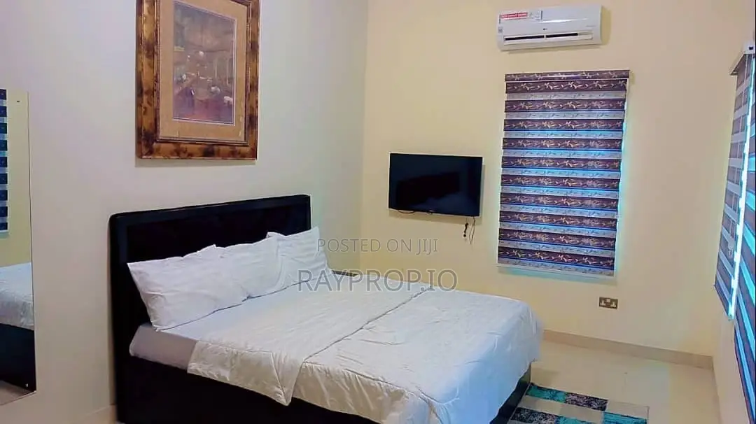 571620pr - 2 Bedroom Shortlet in Ikeja Gra