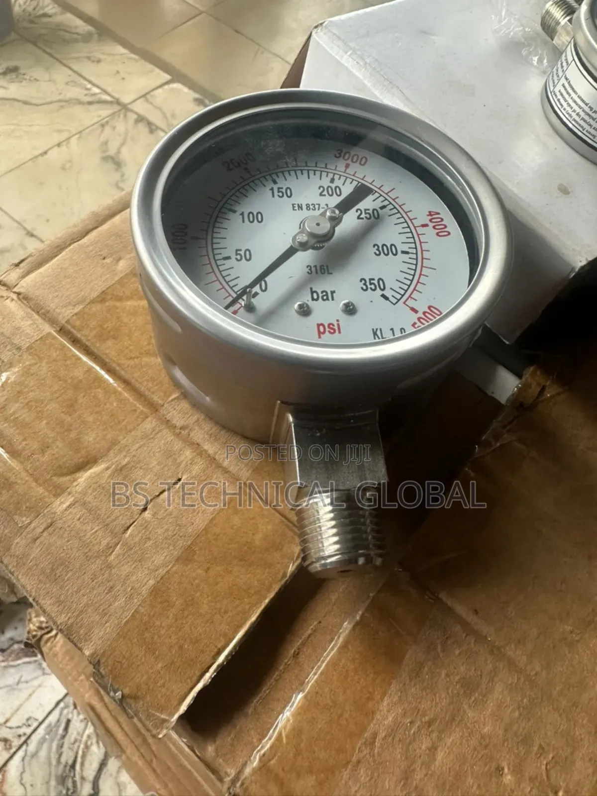 1/2" Pressure Gauge 6000pis