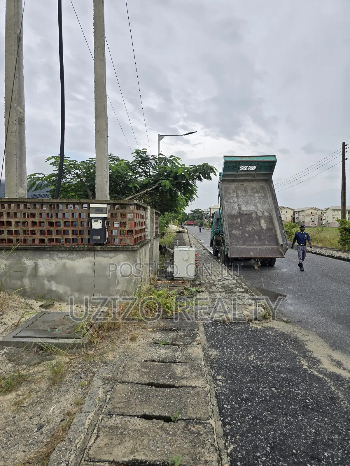 Land Directly on Lekki Epe Expressway
