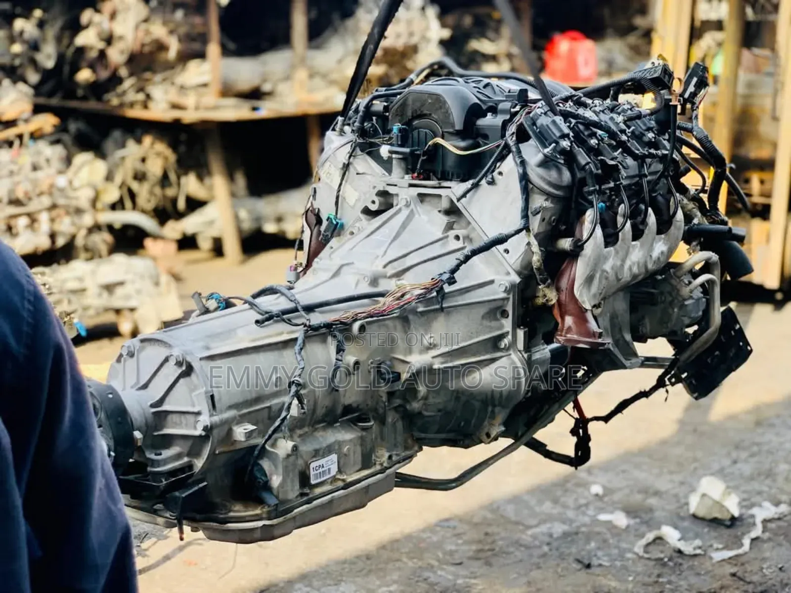 GMC Cadlac Escalade Engine Available V8