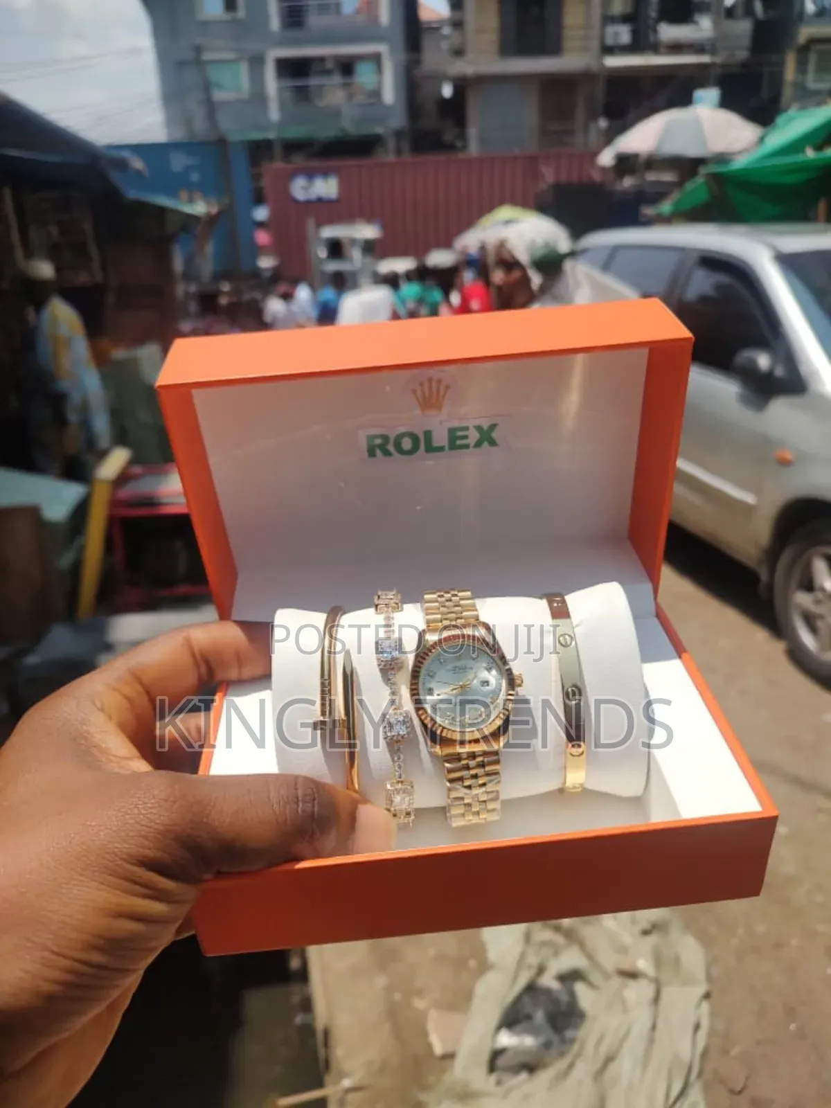 Female Rolex Set
With Bracelets