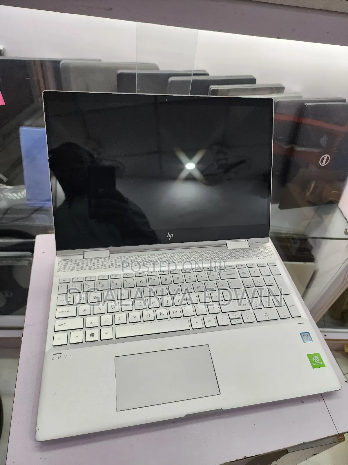 Laptop HP Envy X360 Convertible 15 Es2xx 8GB Intel Core I7 SSD 256GB