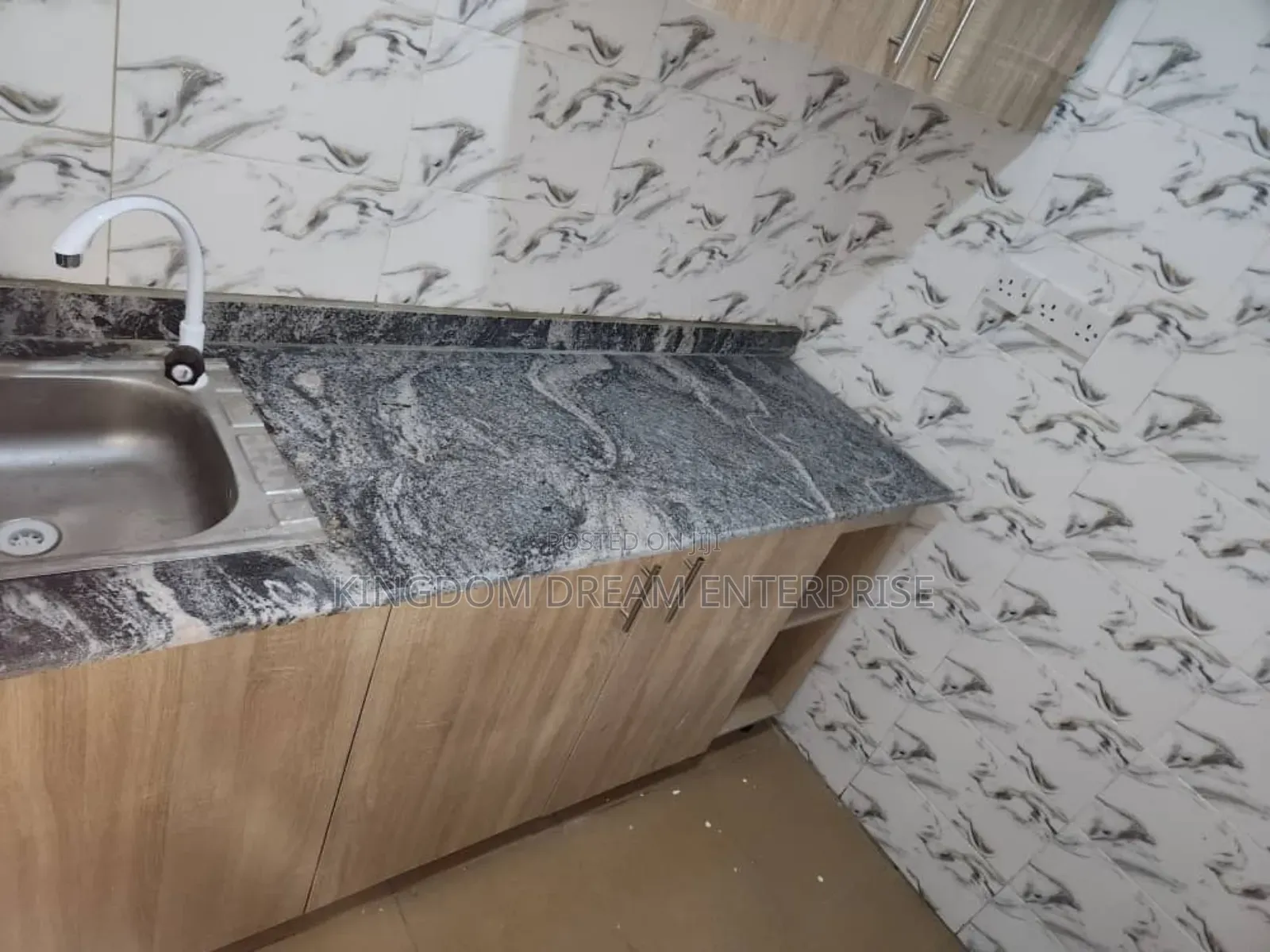 2bdrm Apartment in Off Agbe Road for rent