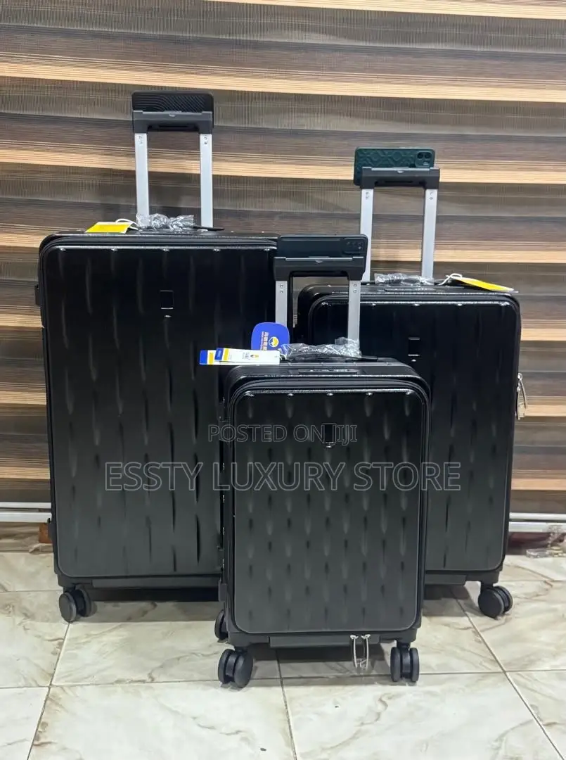 High Quality Luxury Set of Three Plastic Bags