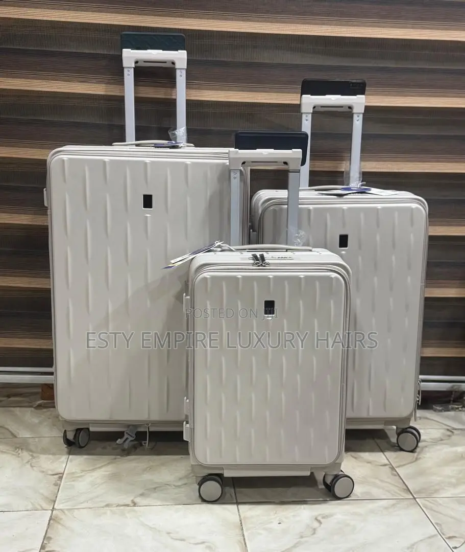 High Quality Luxury Set of Three Plastic Bags