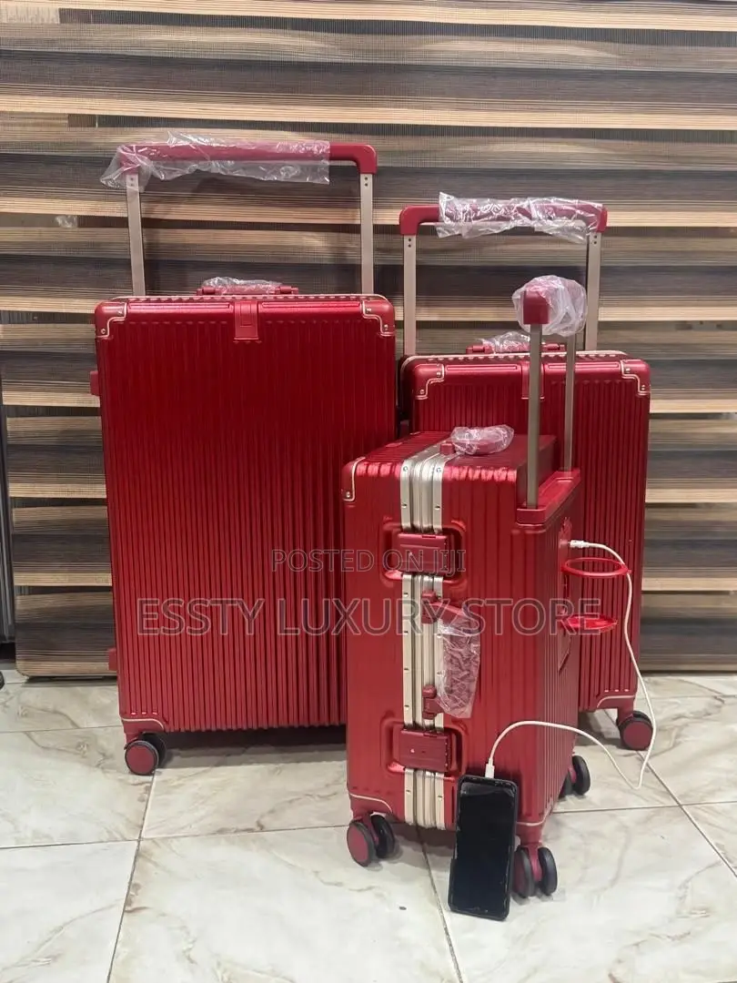 High Quality Luxury Set of Three Aluminum Bags