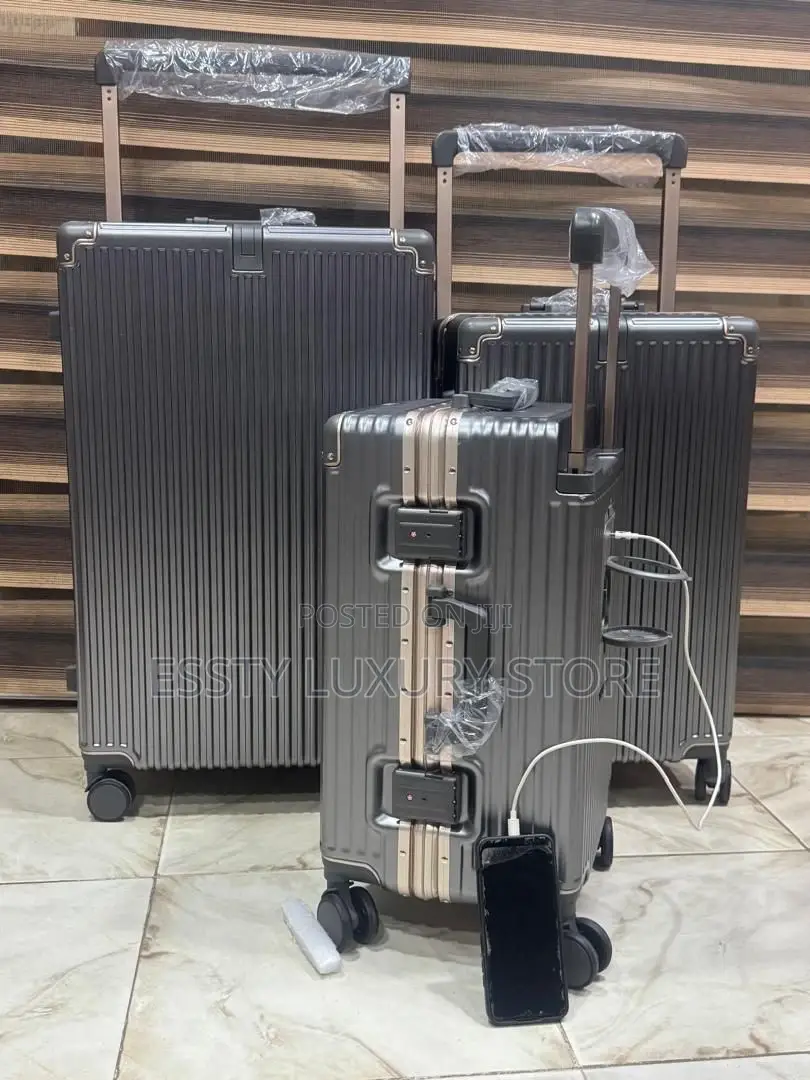 High Quality Luxury Set of Three Aluminum Bags