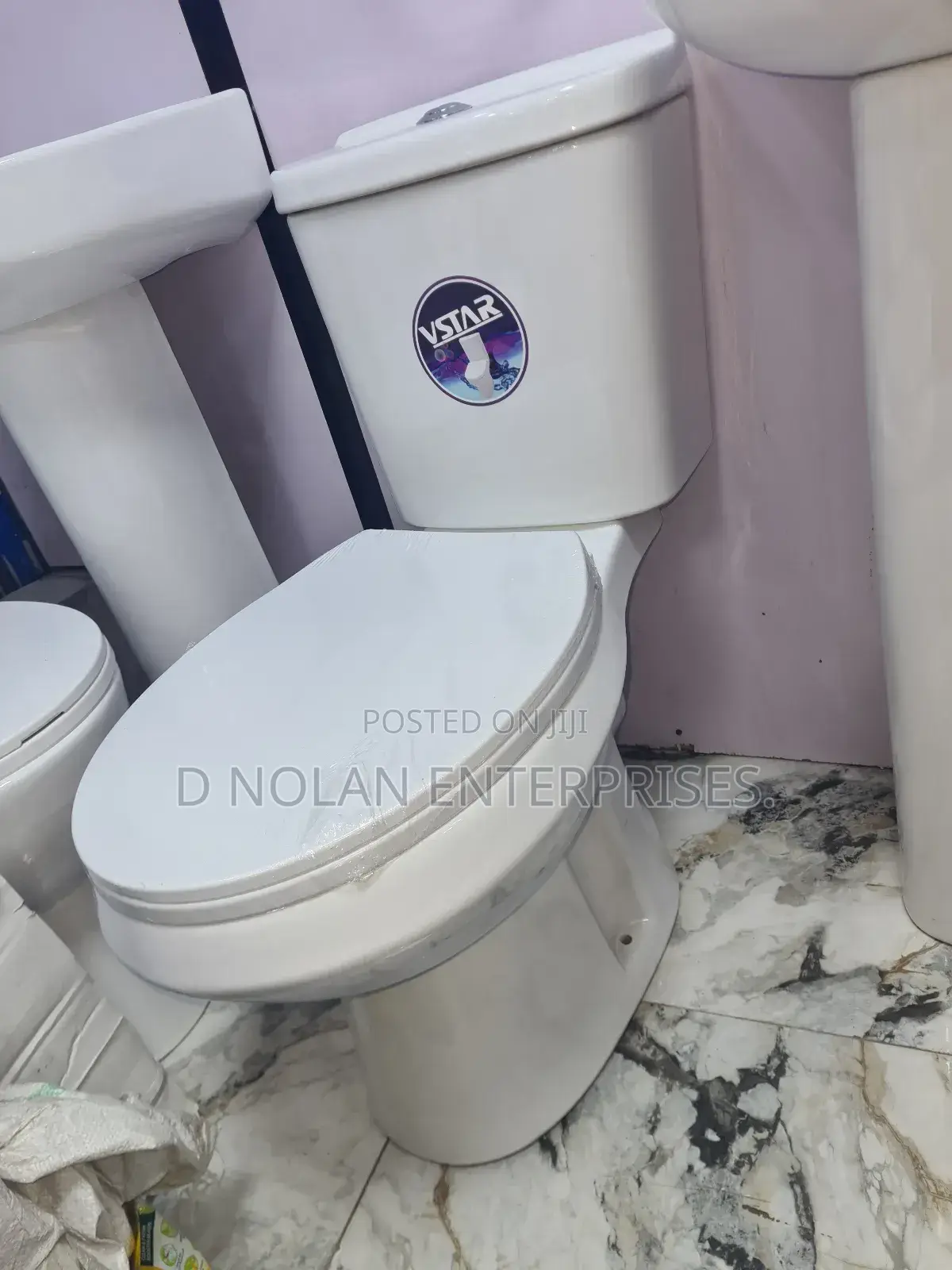 Vstar Small Set Water Closet