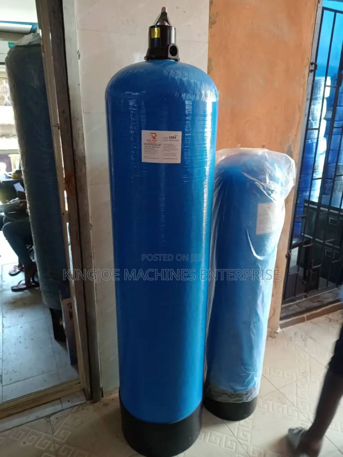 16" Fiberglass Tank