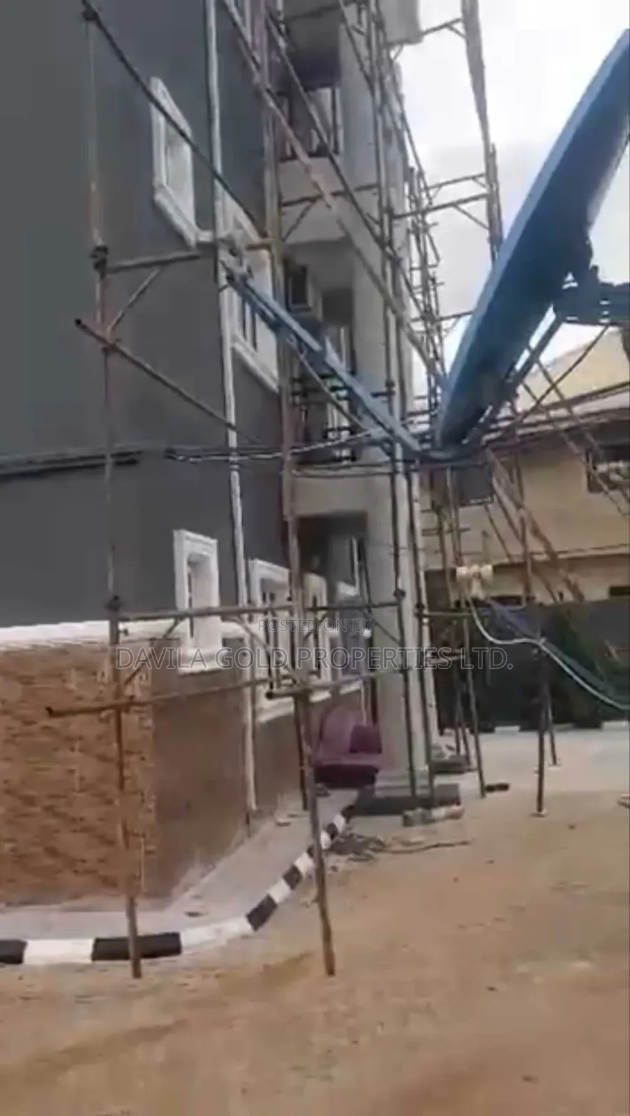 20bdrm Block of Flats in Benin City for sale