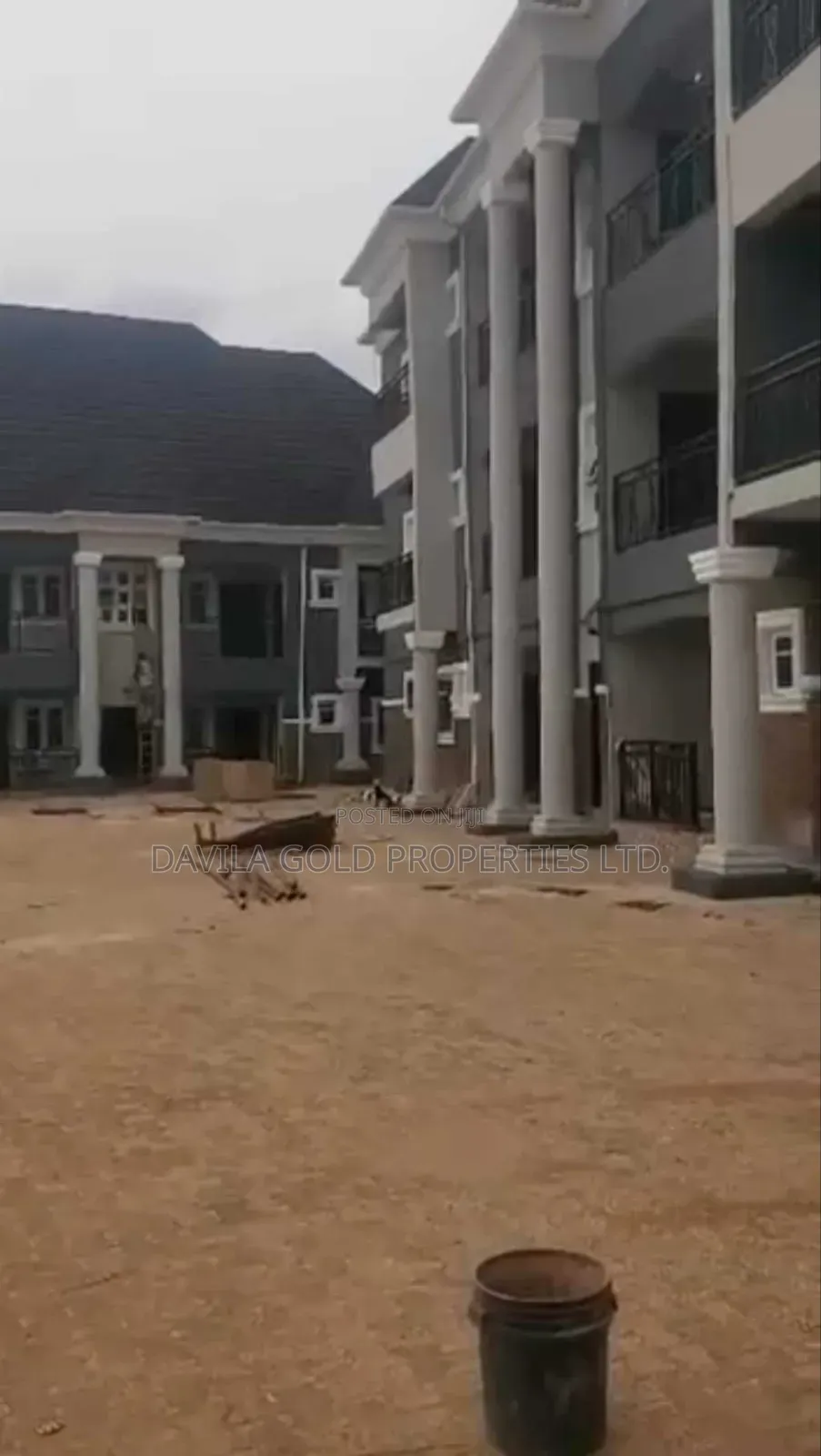 20bdrm Block of Flats in Benin City for sale