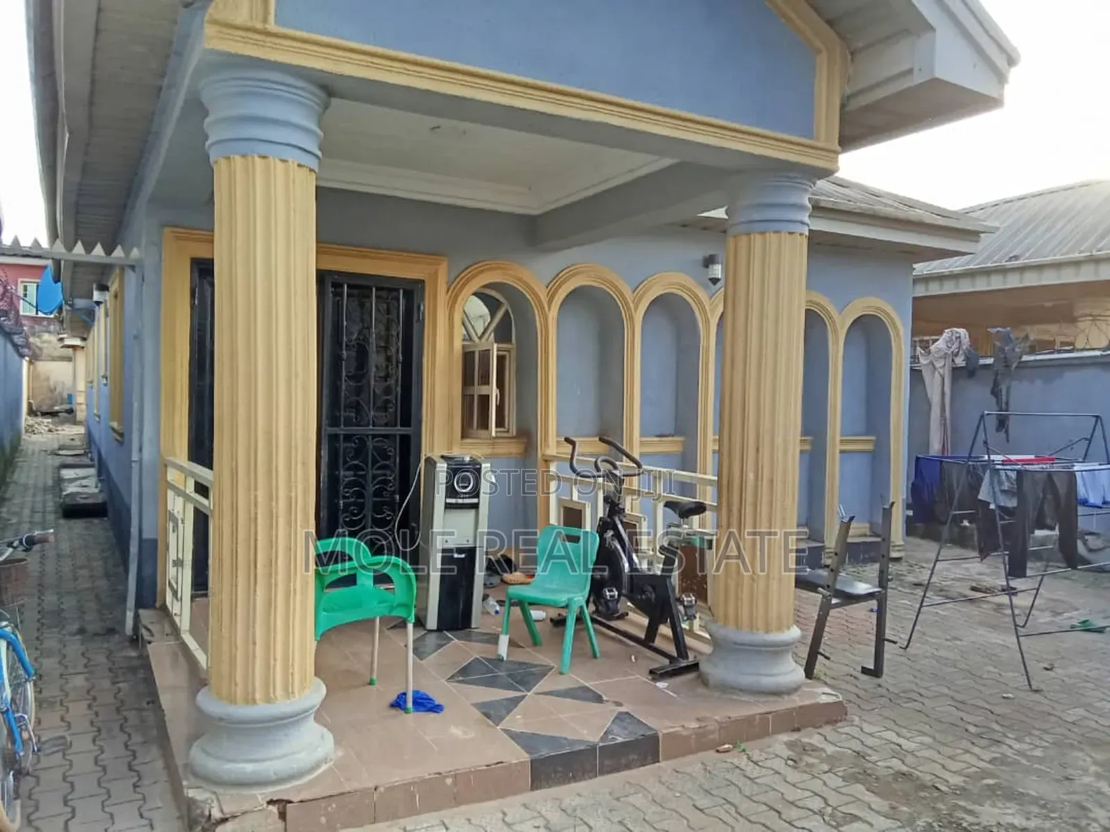 Furnished 3bdrm Bungalow in Ishu Egan, Ikotun/Igando for sale