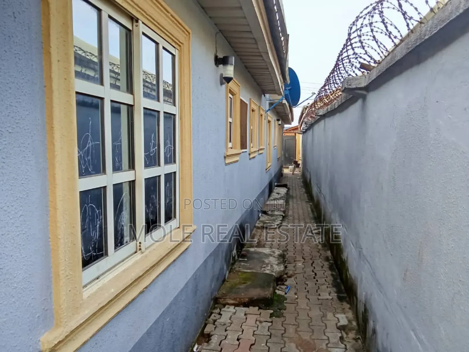 Furnished 3bdrm Bungalow in Ishu Egan, Ikotun/Igando for sale