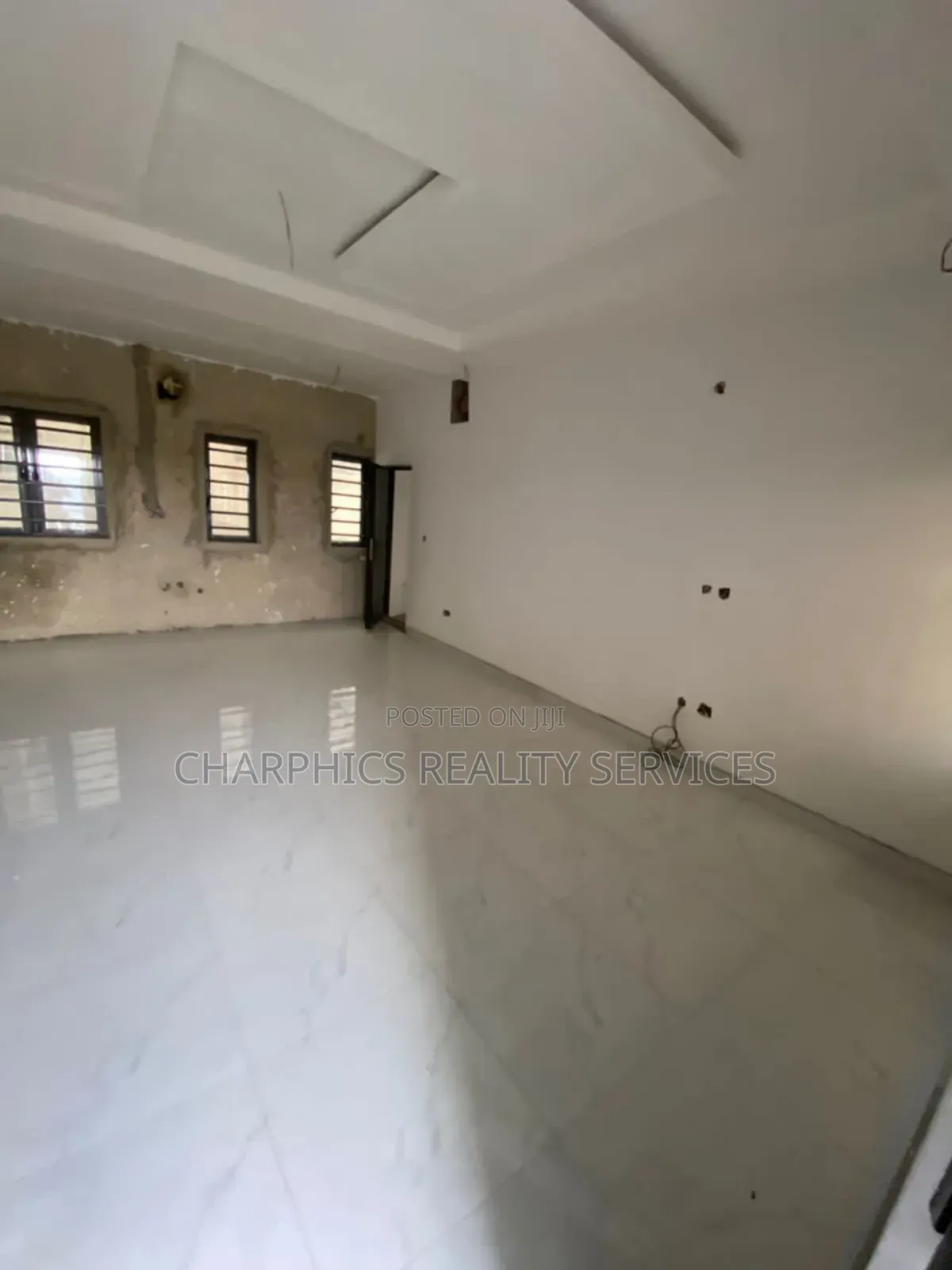 2bdrm Apartment in GRA Phase 1 for sale