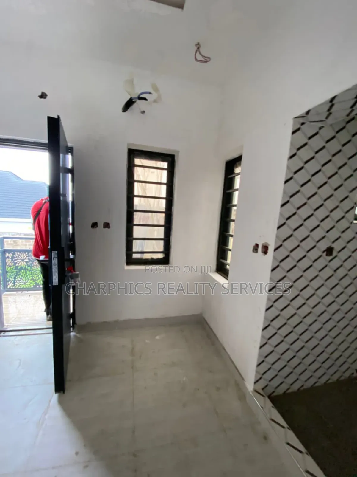 2bdrm Apartment in GRA Phase 1 for sale
