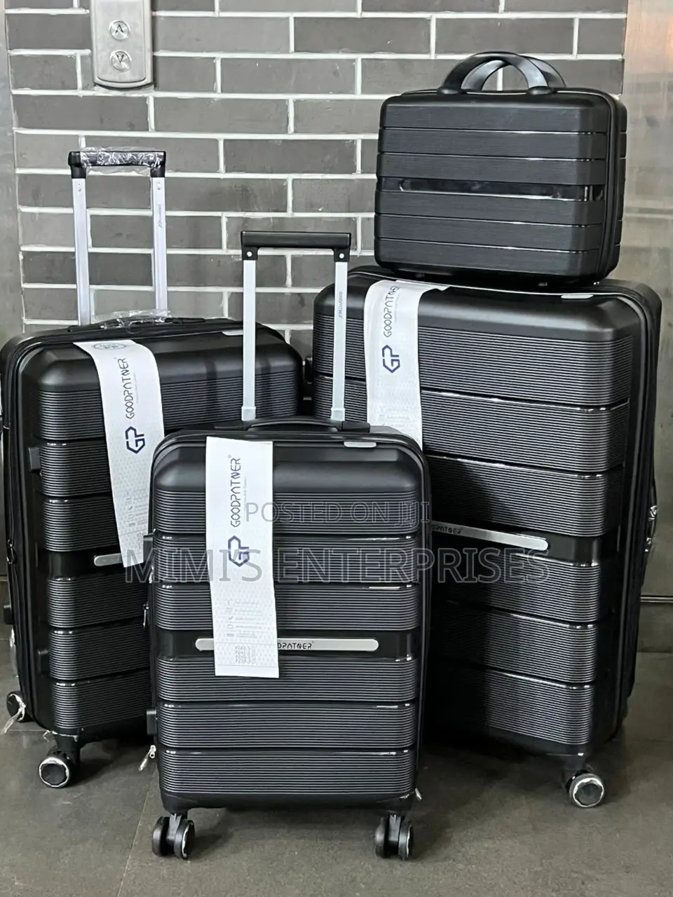 Luxurious Rubber Luggage Set