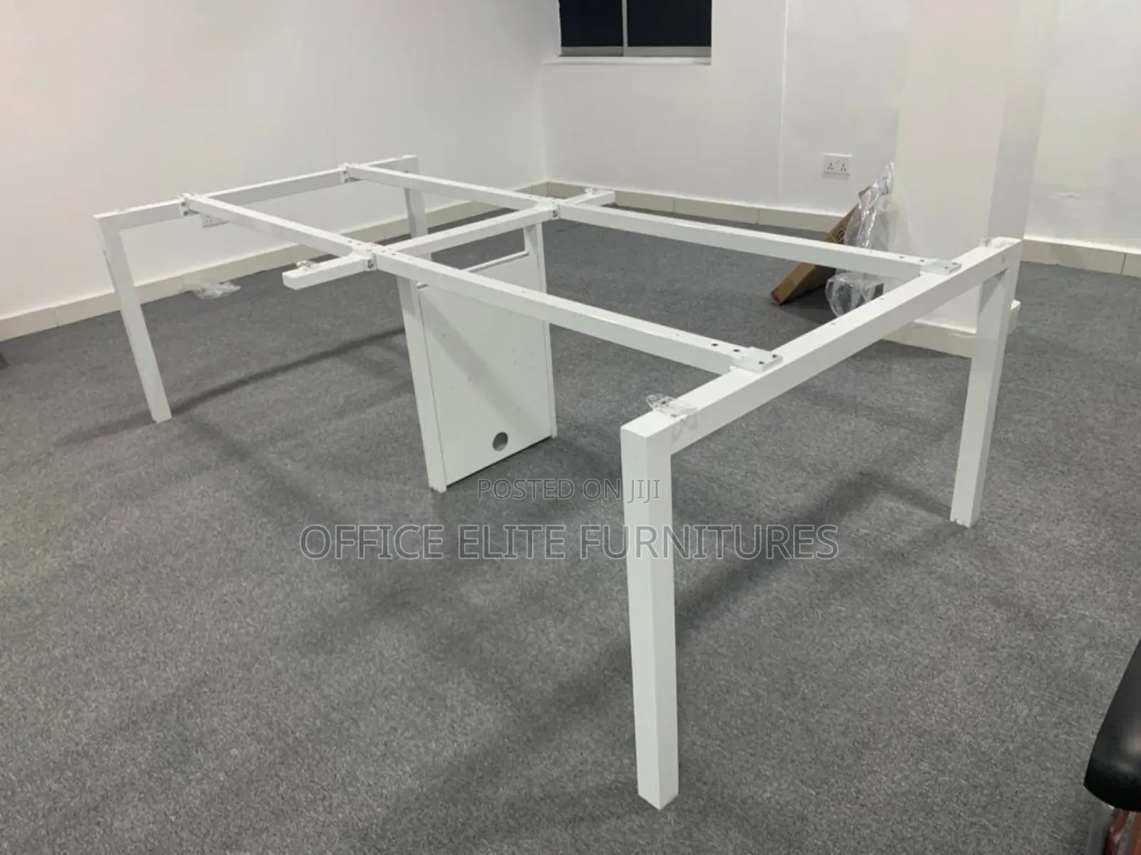 Metal Leg Frame