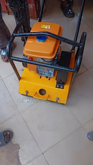 Compactor C90