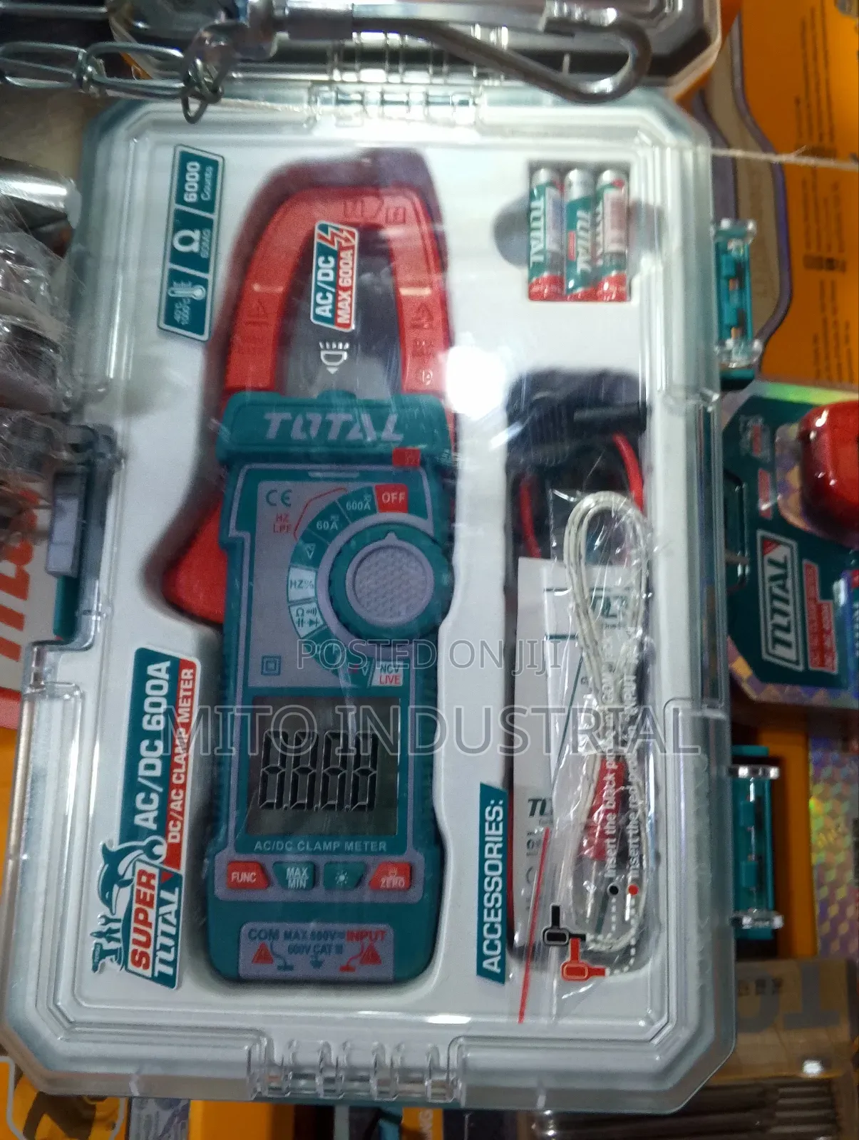 Ac/ Dc Clamp Meter