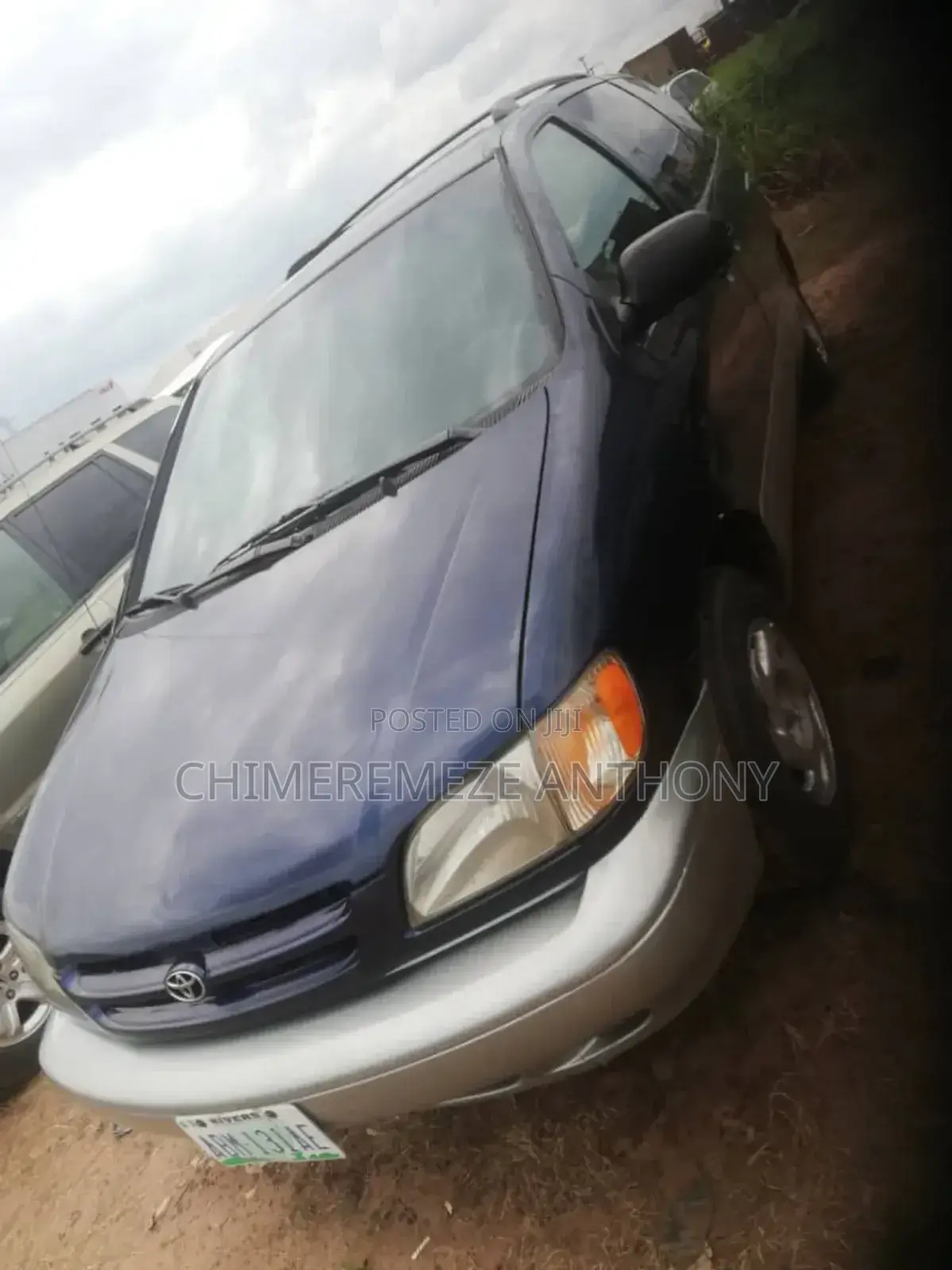 Toyota Sienna LE 2002 Blue