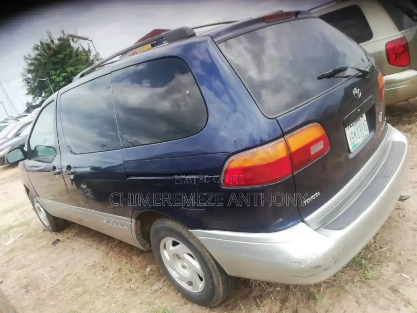 Toyota Sienna LE 2002 Blue