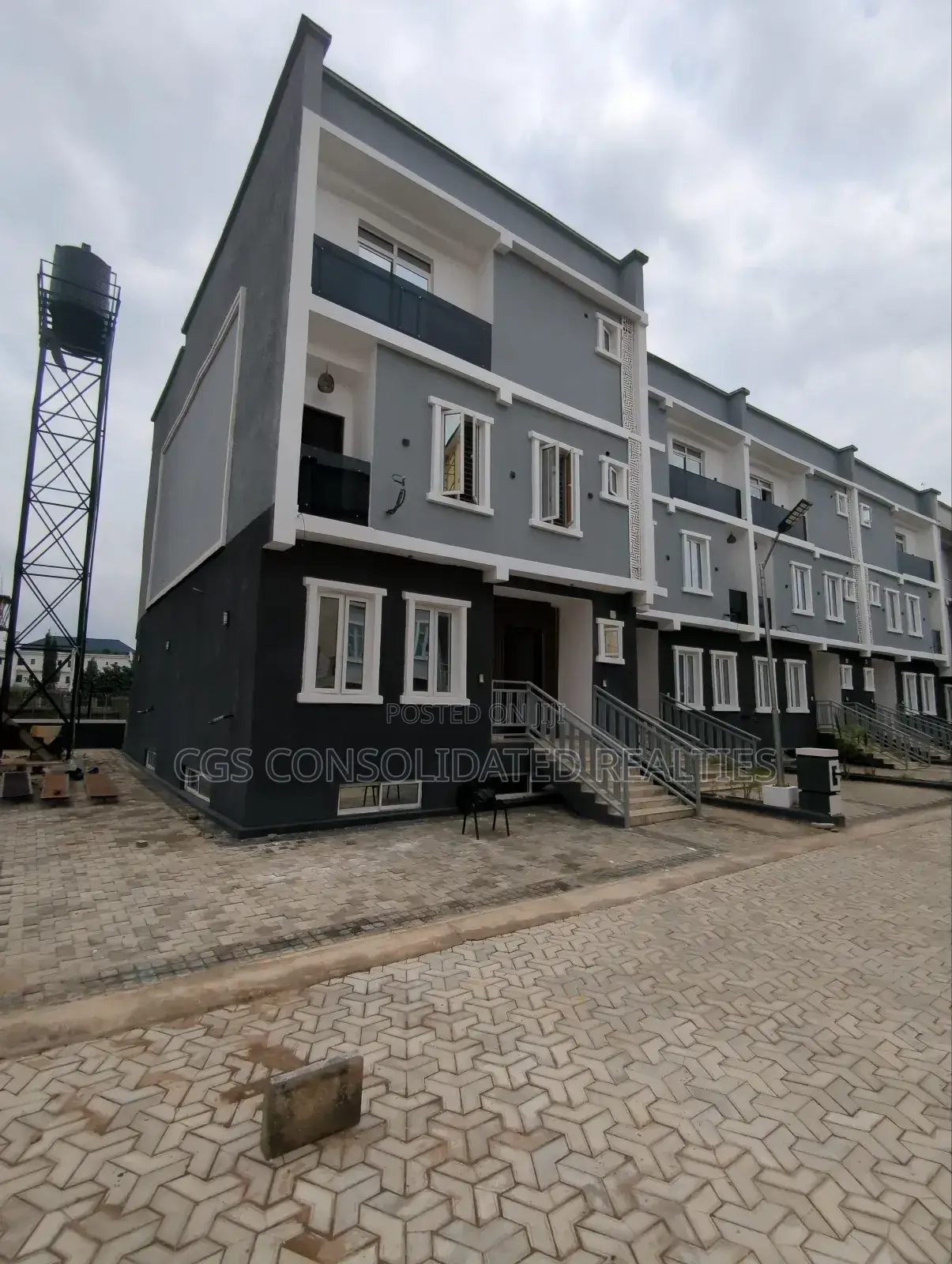4bdrm Duplex in Rohi Estate, Life Camp for sale