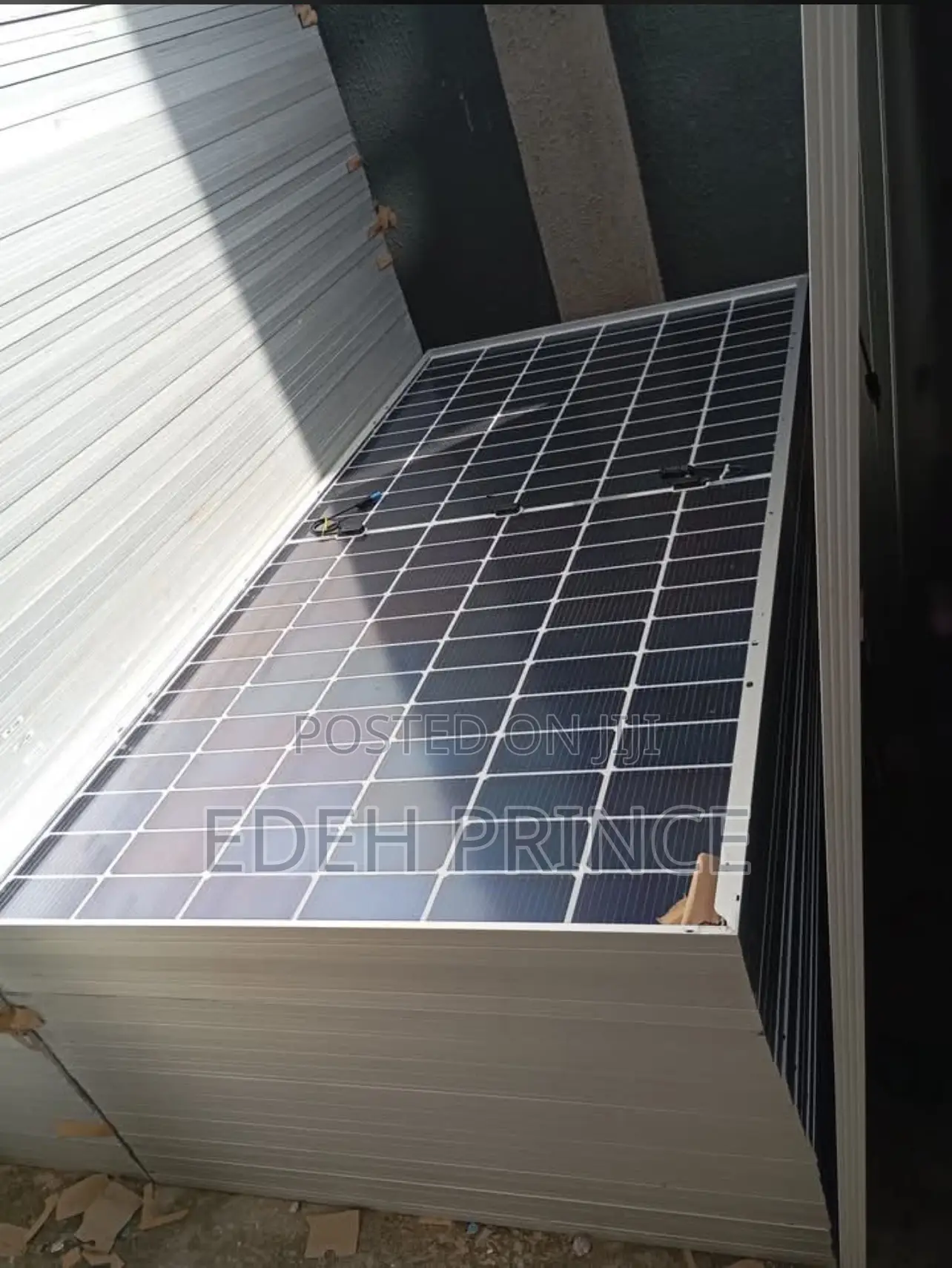 700watts Jinko Bificial Panels