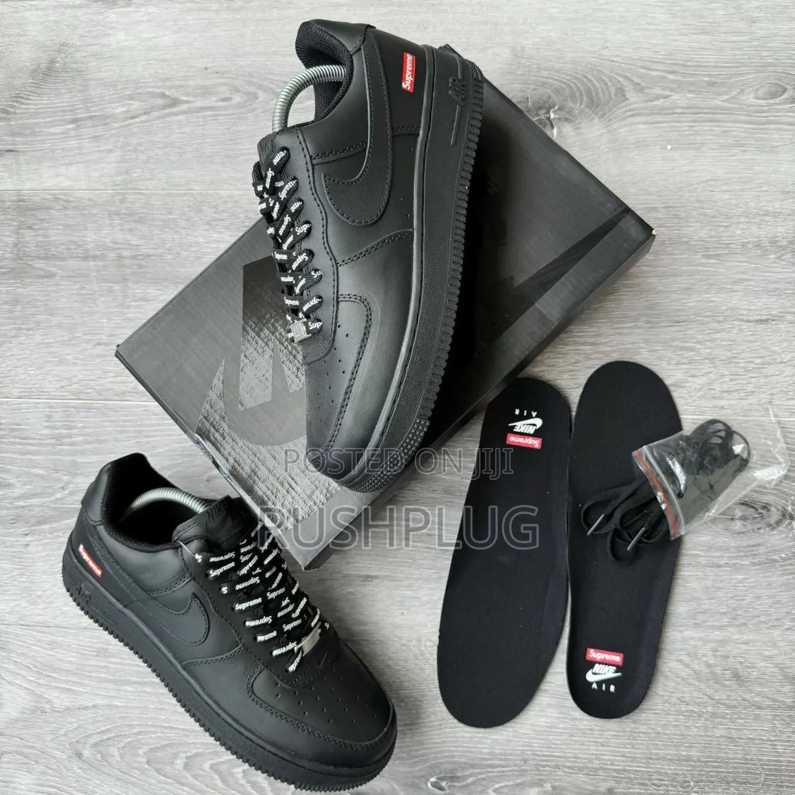 Supreme X Nike Air Force 1 “Black”