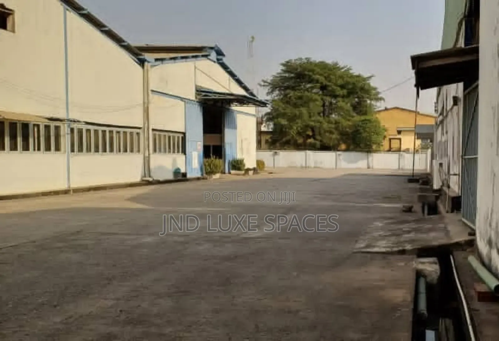 *22 Bay Warehouses With Offices,Showroom and Canteen