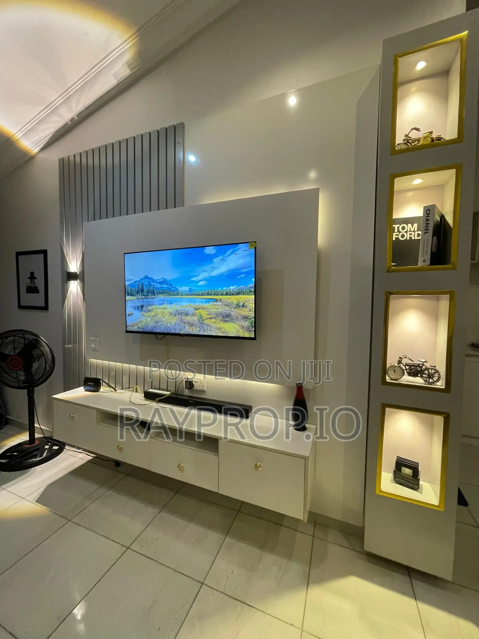 921161kx - Studio Shortlet in Osapa London Lekki
