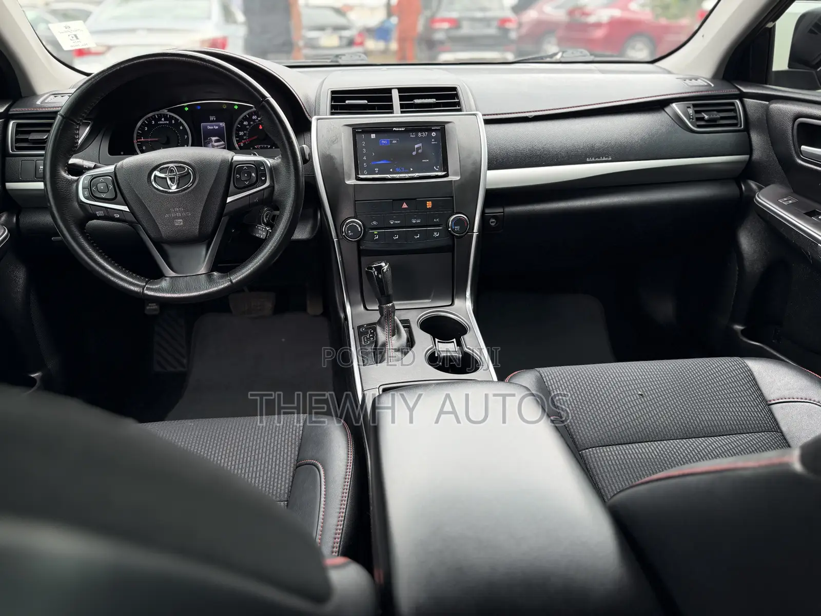 Toyota Camry SE 4dr Sedan (2.5L 4cyl 6A) 2017 Gray