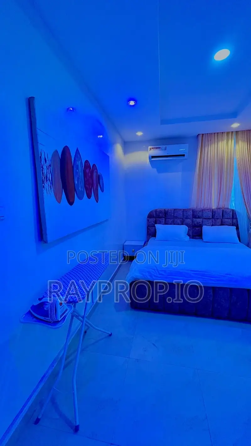 767004bp - 2 Bedroom Shortlet in Lekki Phase 1