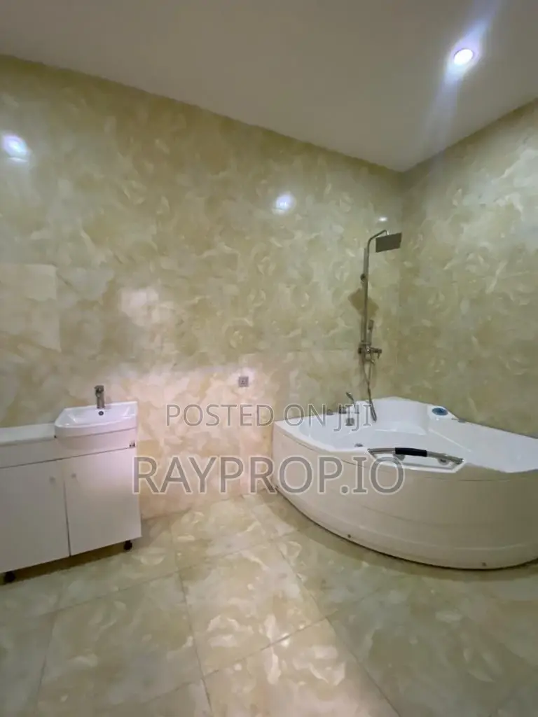 070709pu - 4 Bedroom Shortlet in Ikate Lekki