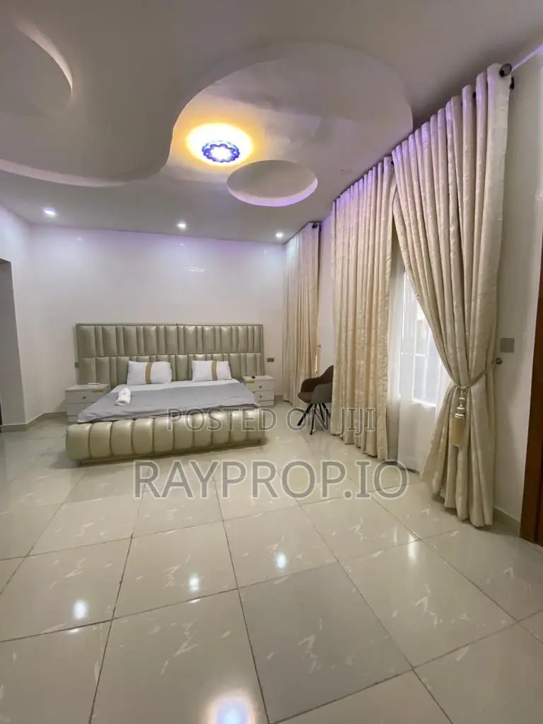 070709pu - 4 Bedroom Shortlet in Ikate Lekki