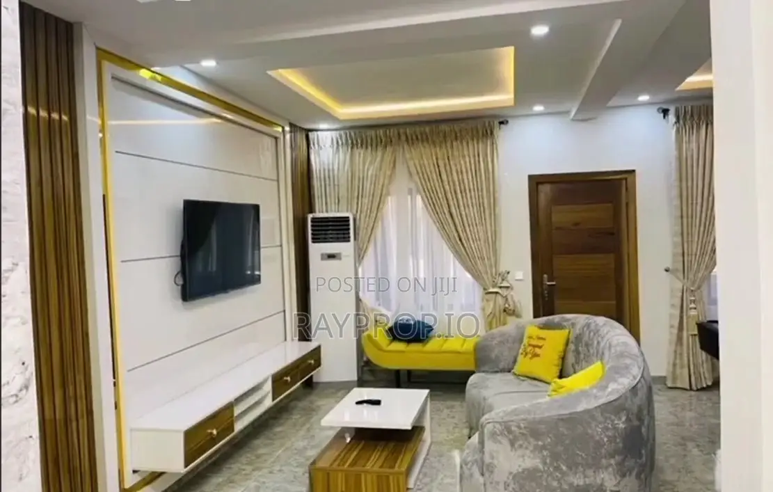 070709pu - 4 Bedroom Shortlet in Ikate Lekki
