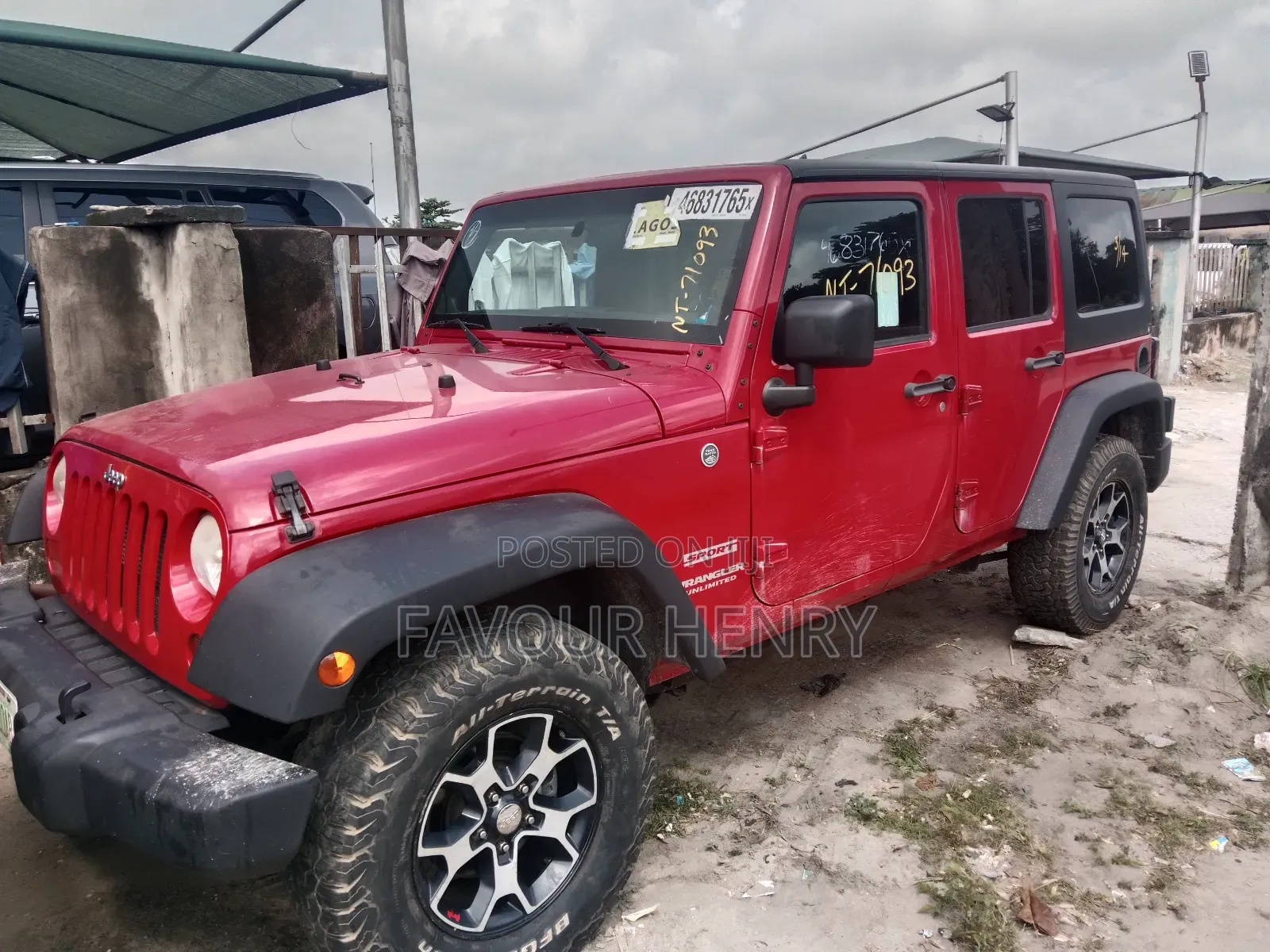Car 2012 Red