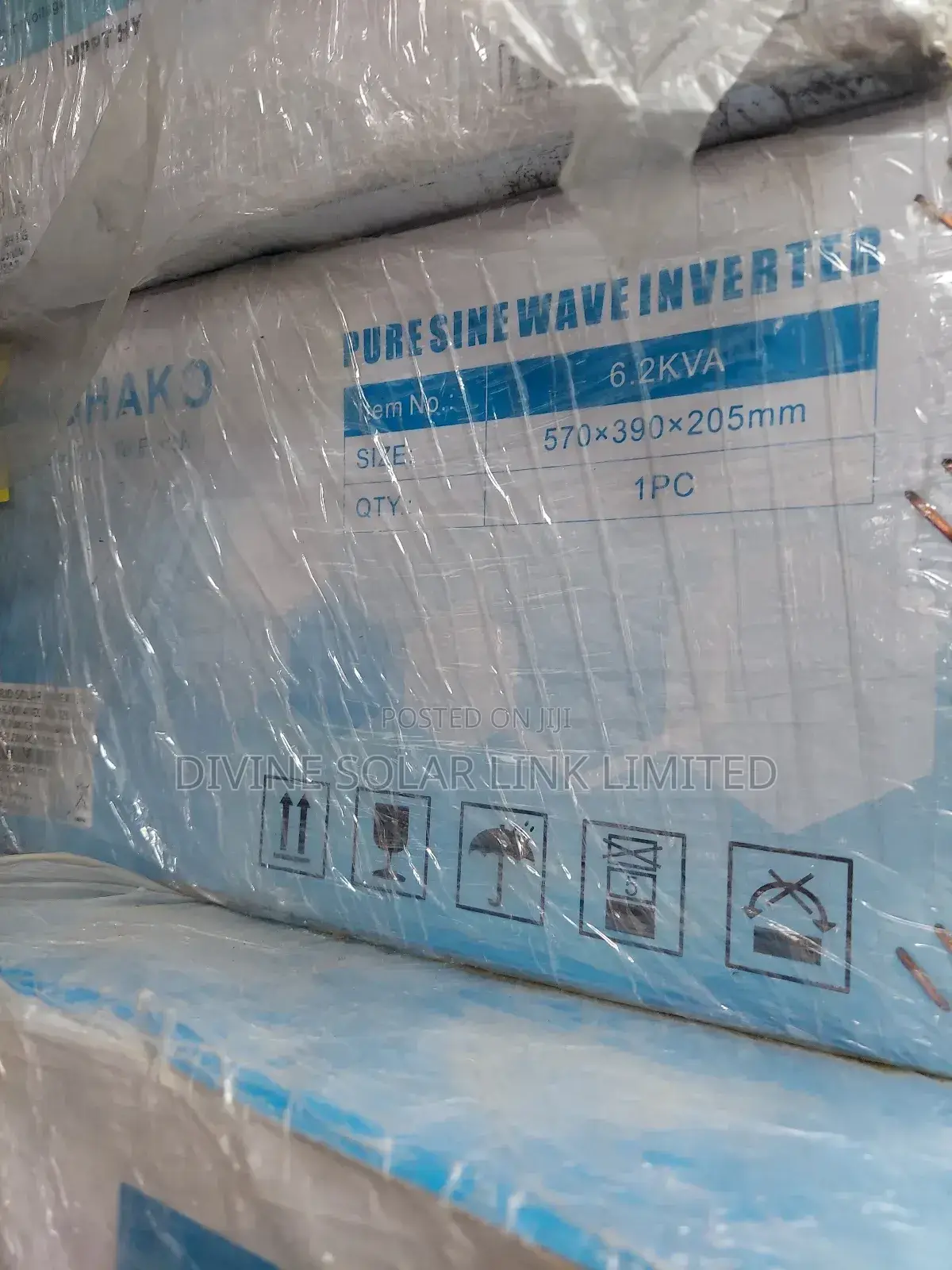 Yohako Hybrid Inverter 6.2kva 48volt,
1year Warranty