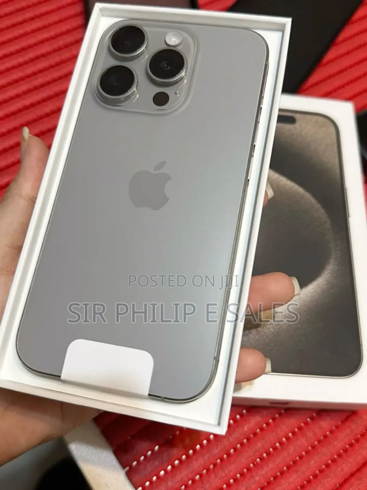New Apple iPhone 15 Pro Max 256 GB Black