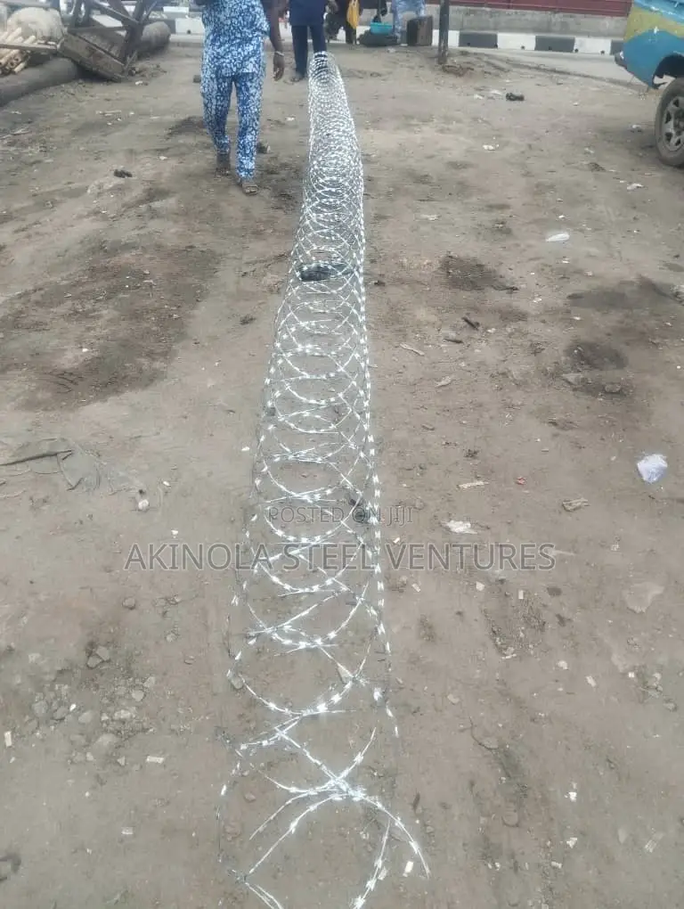 Security Fence Wire Concertina / Barbed 25mtrs