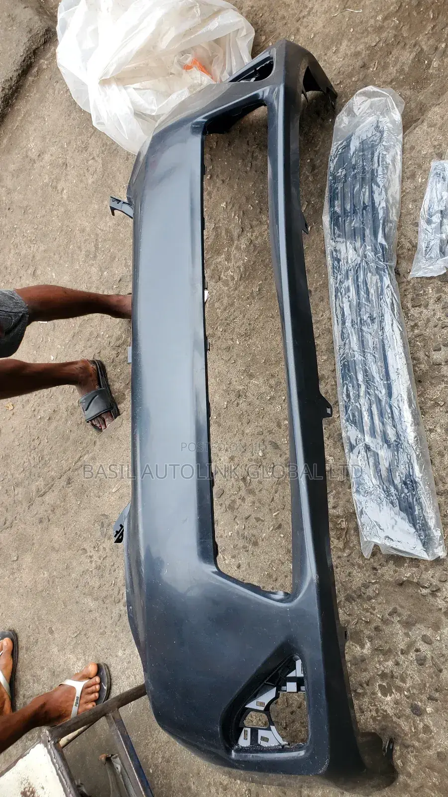 Front Bumper Camry 2013 Le