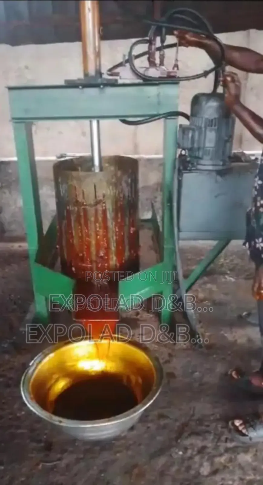 Automatic Palm Oil Presser