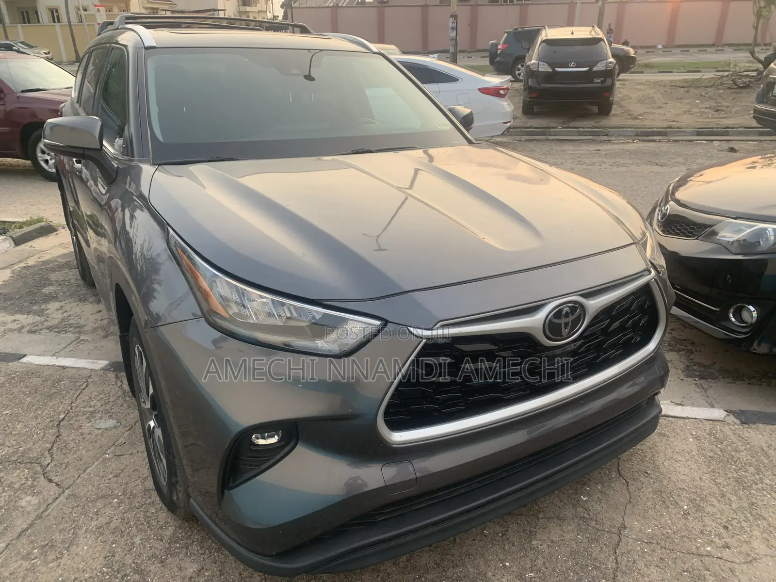 Toyota Highlander XLE AWD 2020 Gray