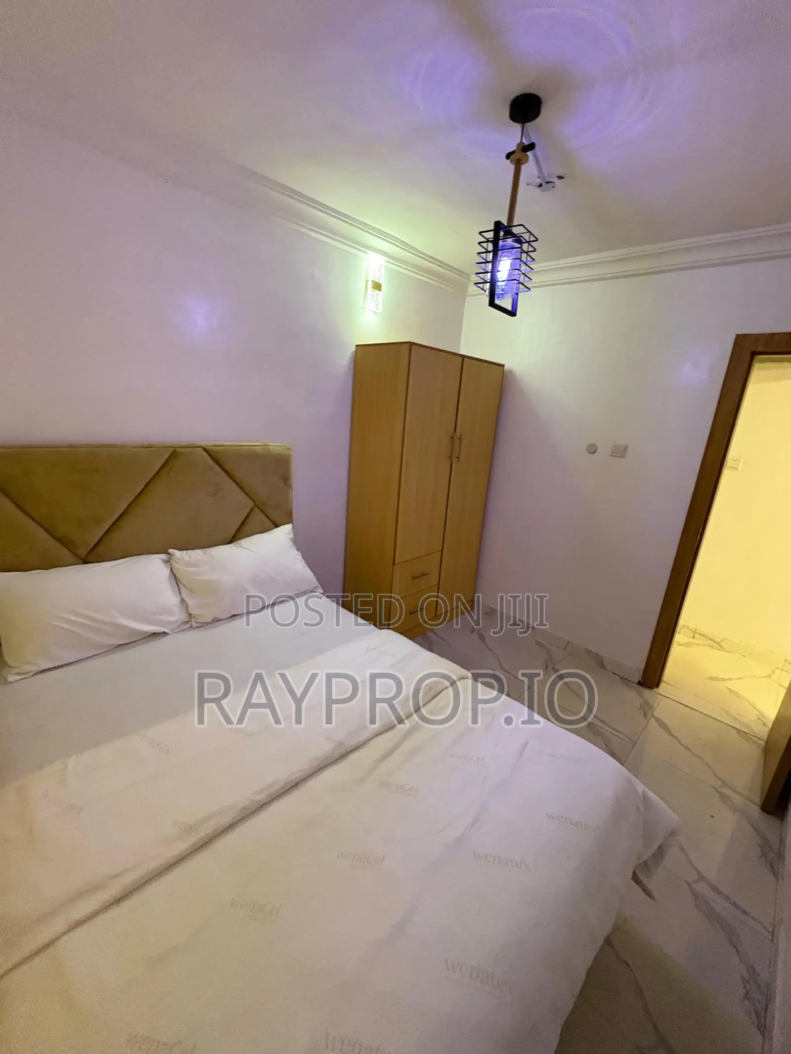 067681cq - 1 Bedroom Shortlet in Yaba
