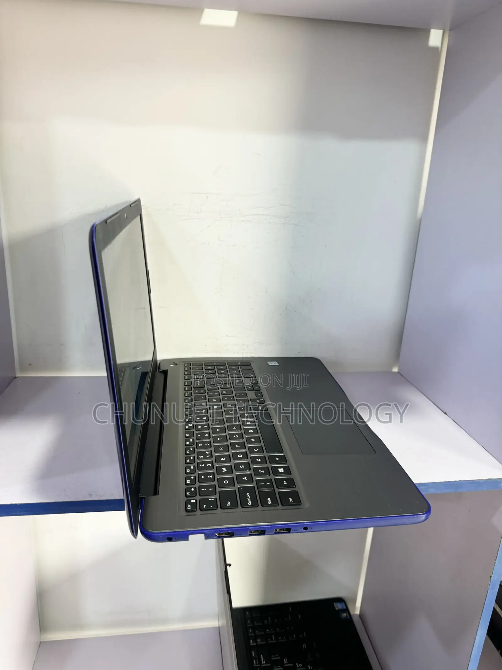Laptop Dell Inspiron 15 5567 8GB Intel Core i5 SSD 256GB