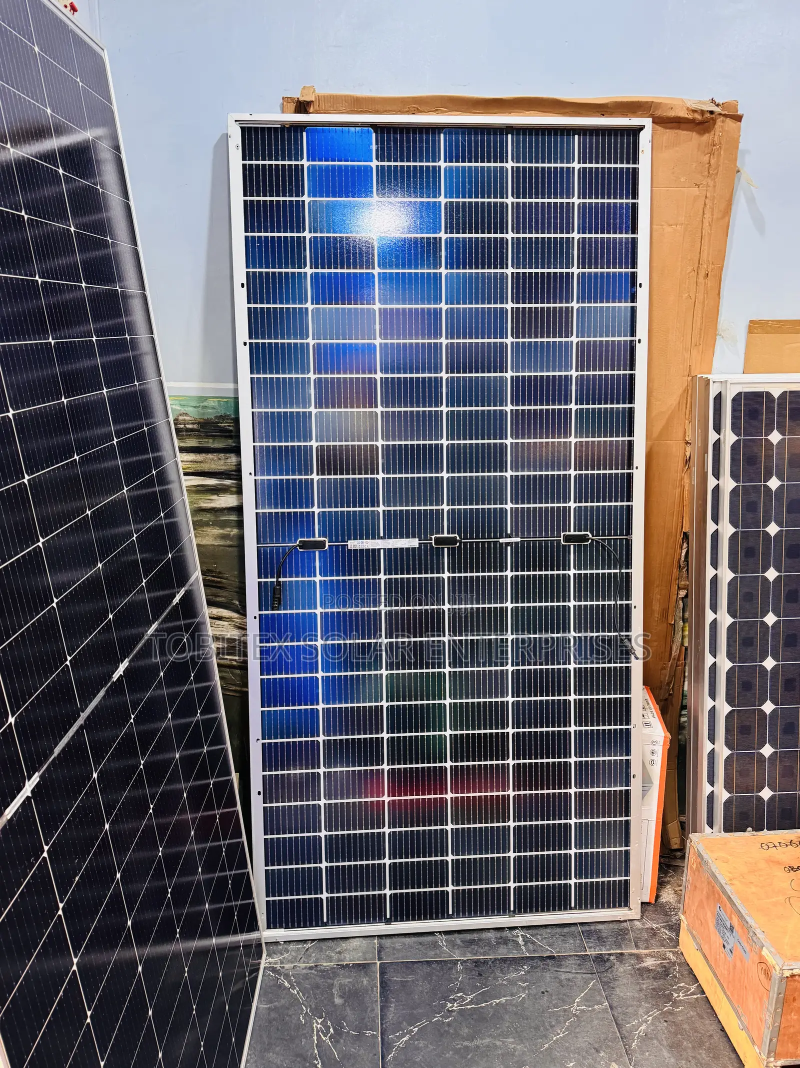 650w Jinko Panels