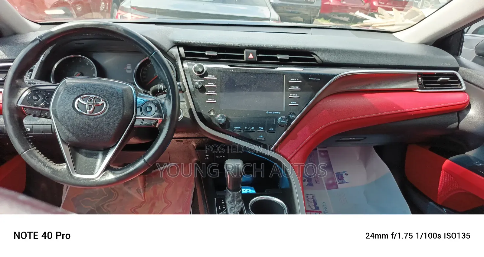 Toyota Camry XSE V6 (3.5L V6 8A) 2019 Black