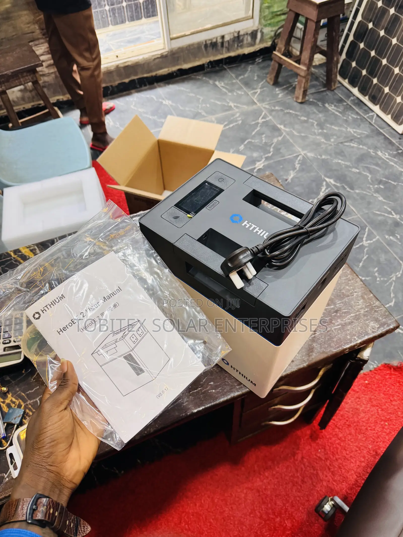 Hthium Solar Generator 2kwh
