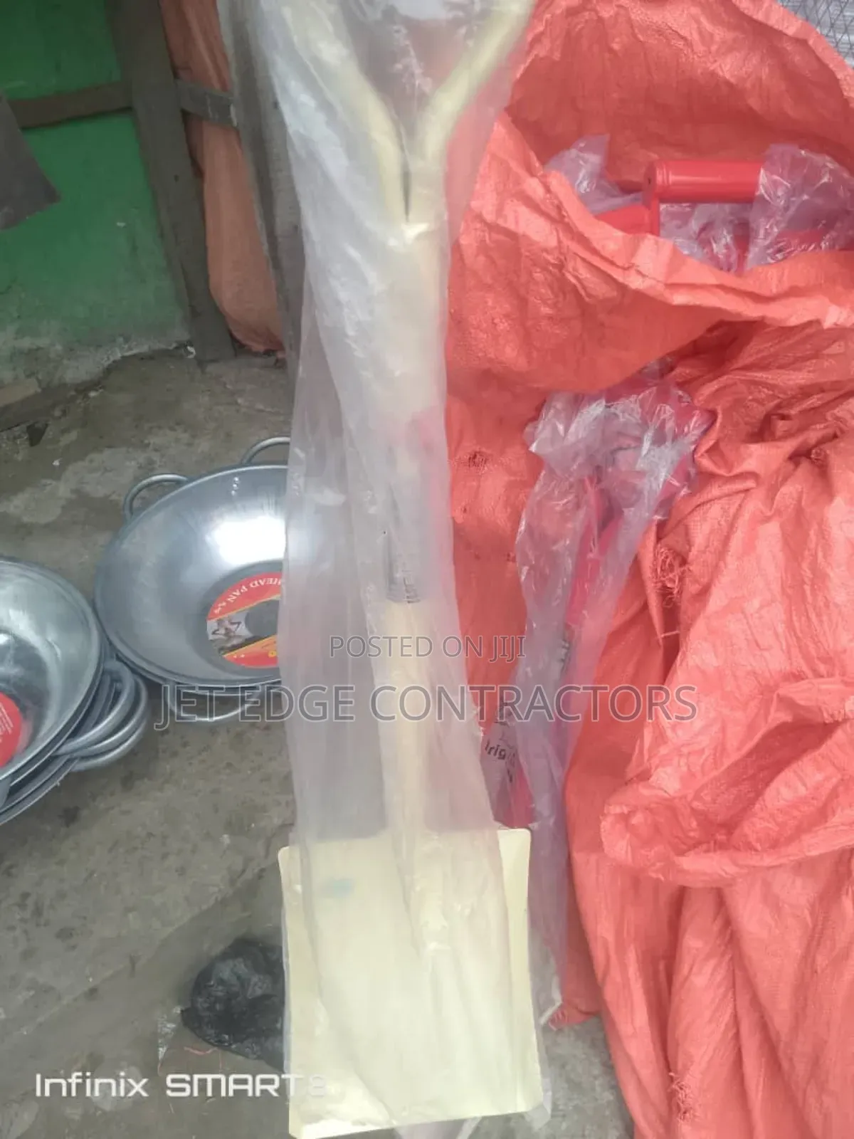 Heavy Duty Shovel