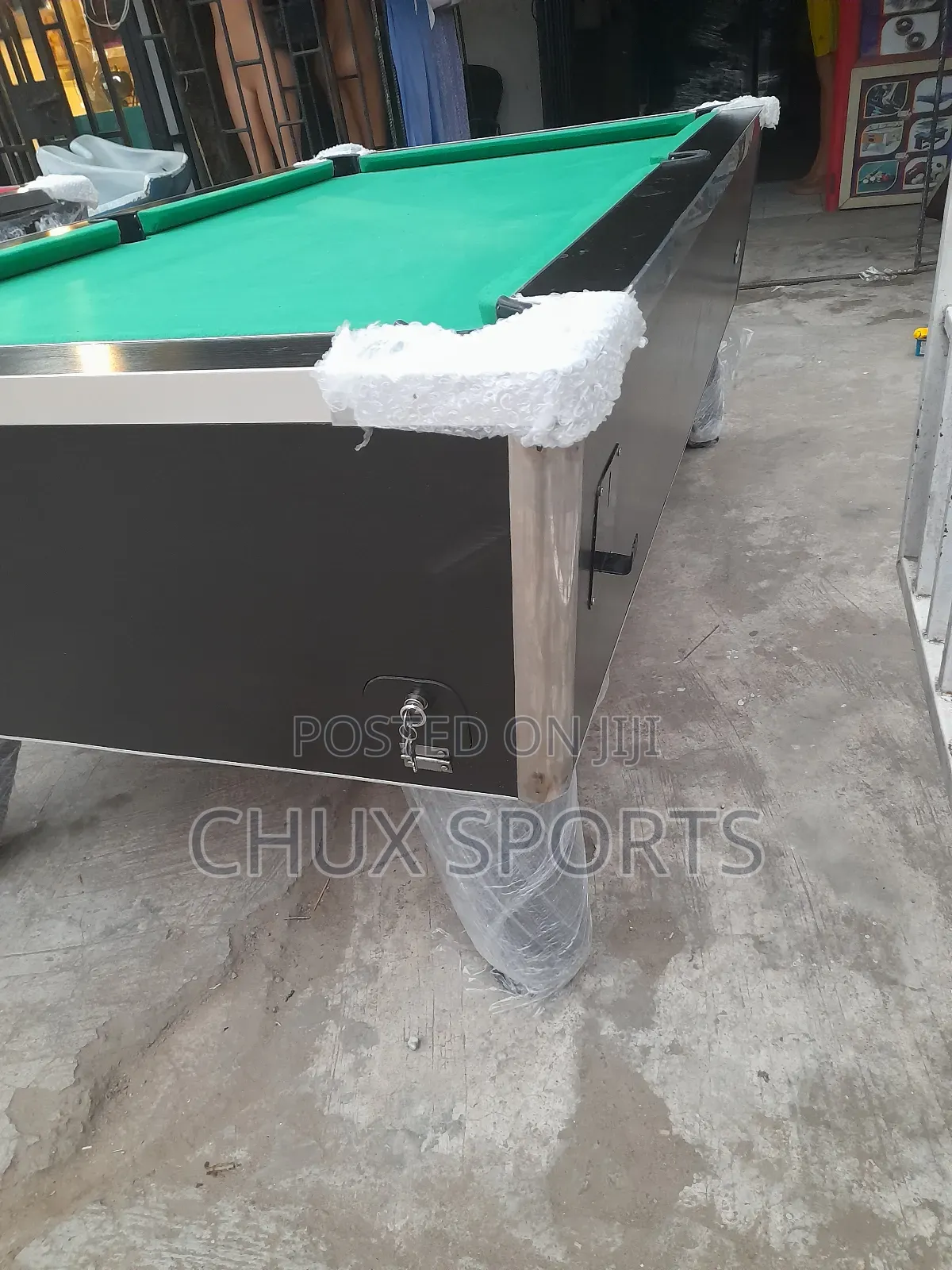 Marble and Coins Snooker
