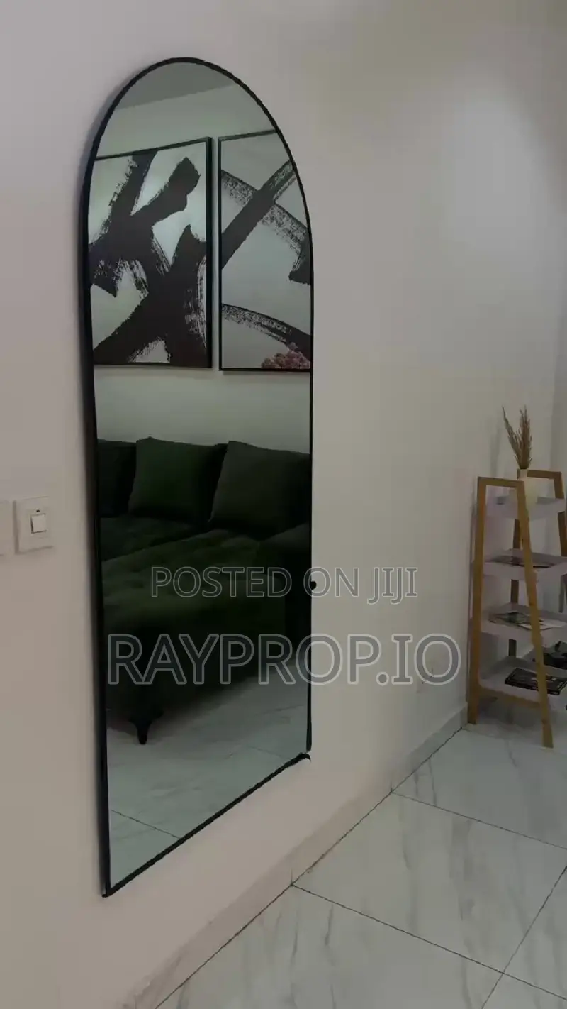 814282se - Stylish 1 Bedroom Shortlet in Lekki Phase 1